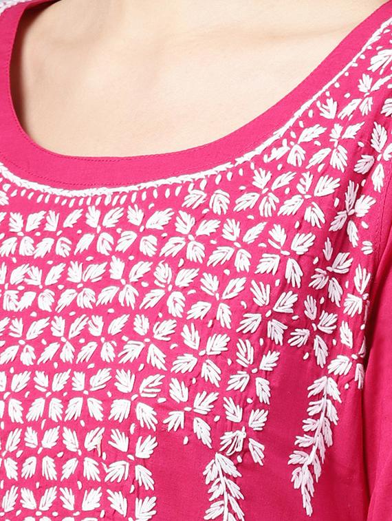 chikankari straight kurta - 17559138 - Zoom Image - 4