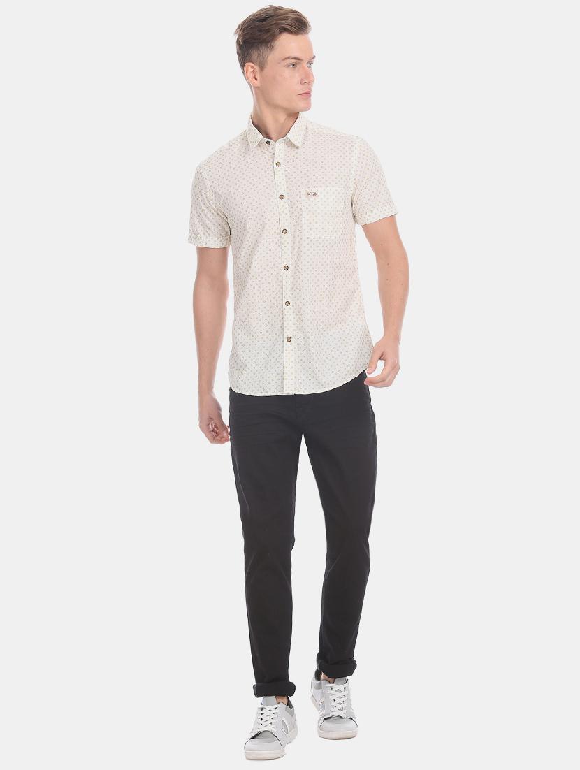 off white printed casual shirt - 17560885 - Zoom Image - 4