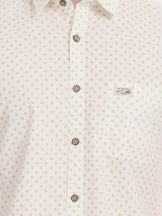 off white printed casual shirt - 17560885 - Zoom Image - 5