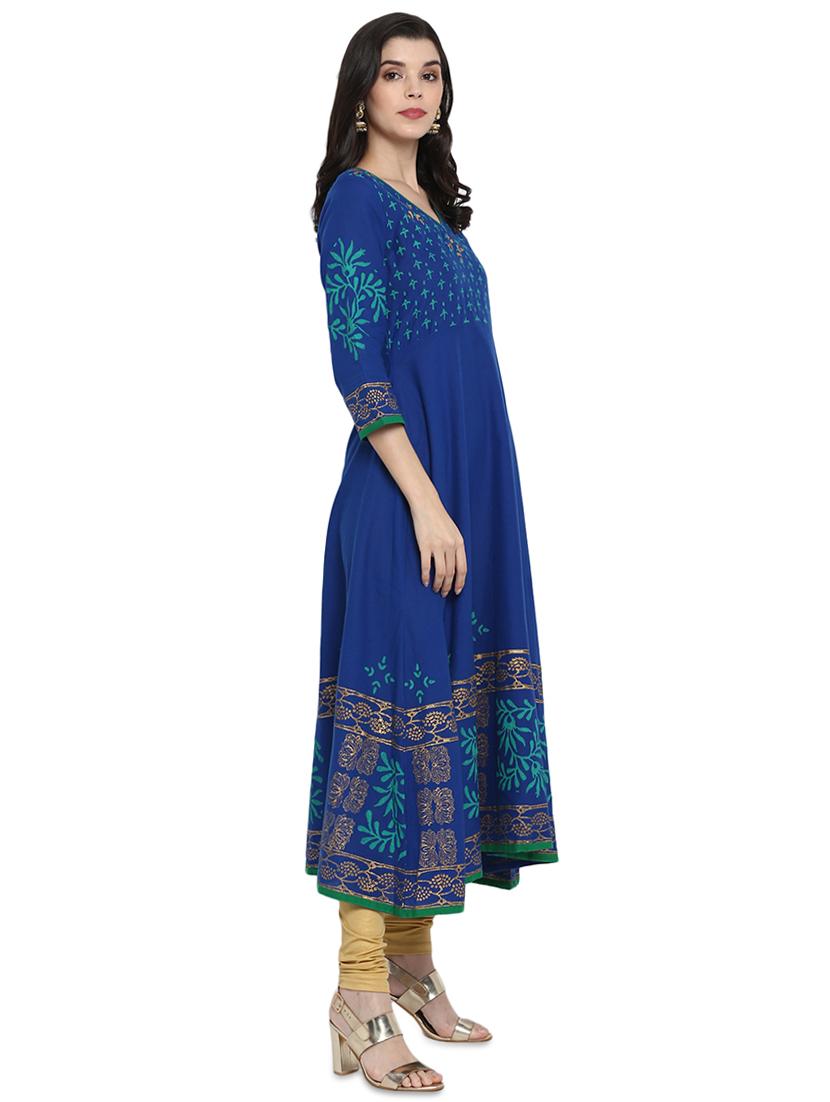 block print flared kurta - 17564496 - Zoom Image - 2