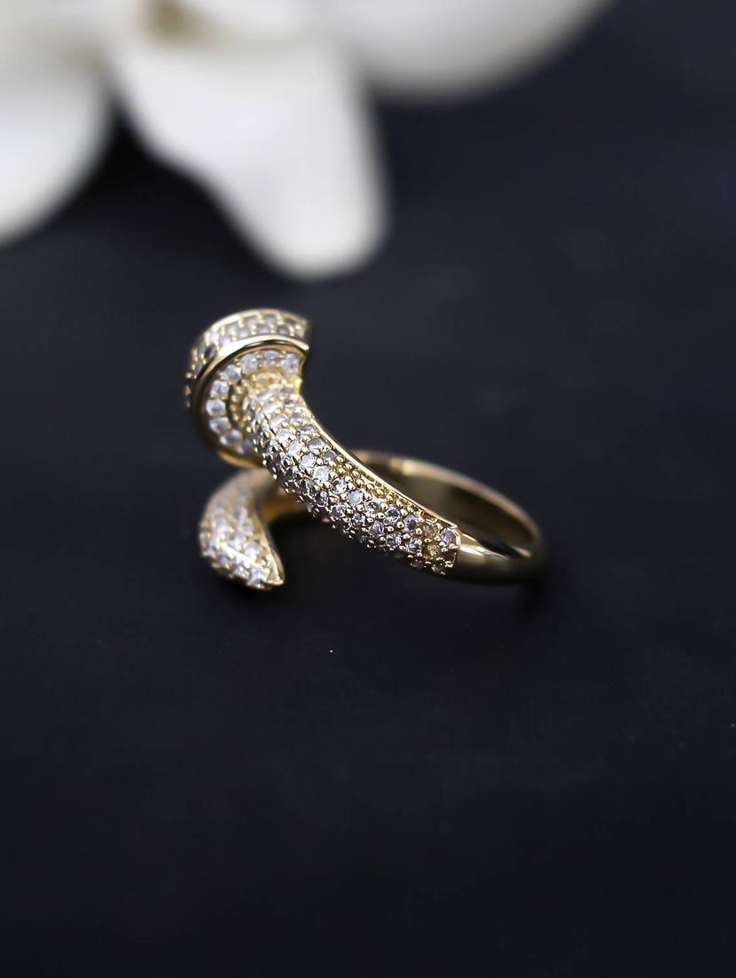 gold metal finger ring - 17565174 - Zoom Image - 2