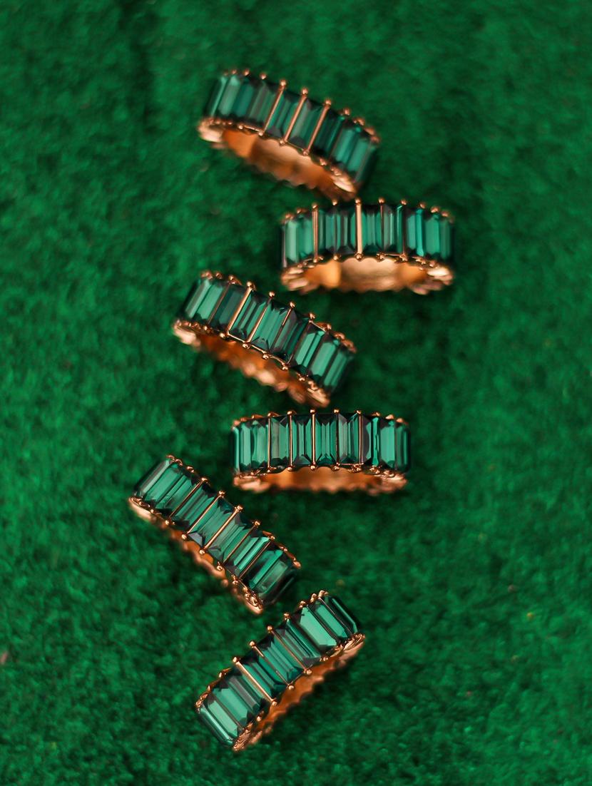 green metal finger ring - 17565209 - Zoom Image - 2