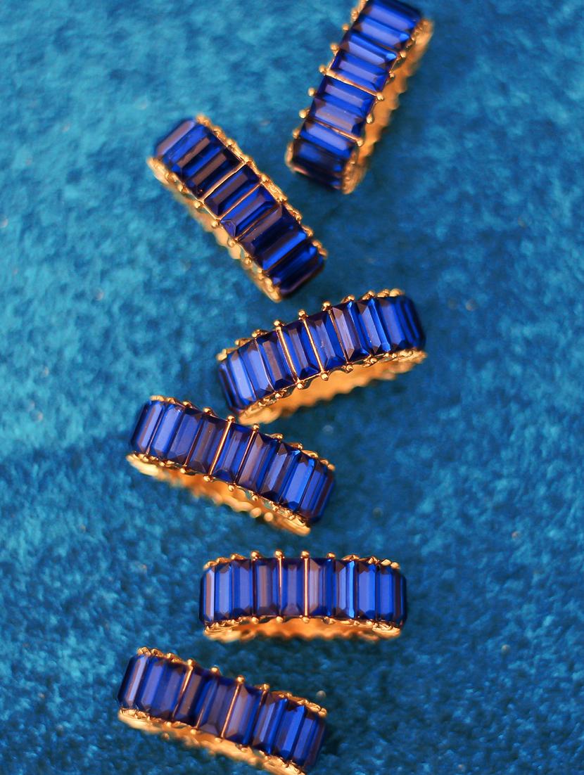 blue metal finger ring - 17565211 - Zoom Image - 3