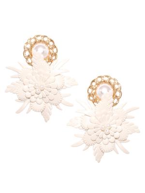 white metal drop earring - 17565248 - Standard Image - 3