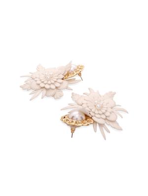 white metal drop earring - 17565248 - Standard Image - 4