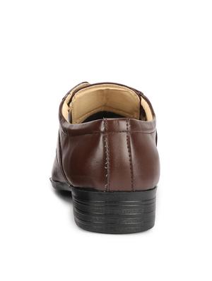 brown leatherette laceup derbies - 17565495 - Standard Image - 4