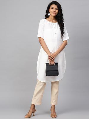 solid straight kurta - 17567036 - Standard Image - 4