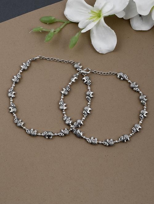 silver brass payal - 17567093 - Standard Image - 1