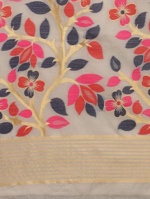 floral print saree with blouse - 17567910 - Standard Image - 4