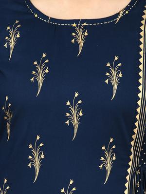 gold print a-line kurta - 17568161 - Standard Image - 4
