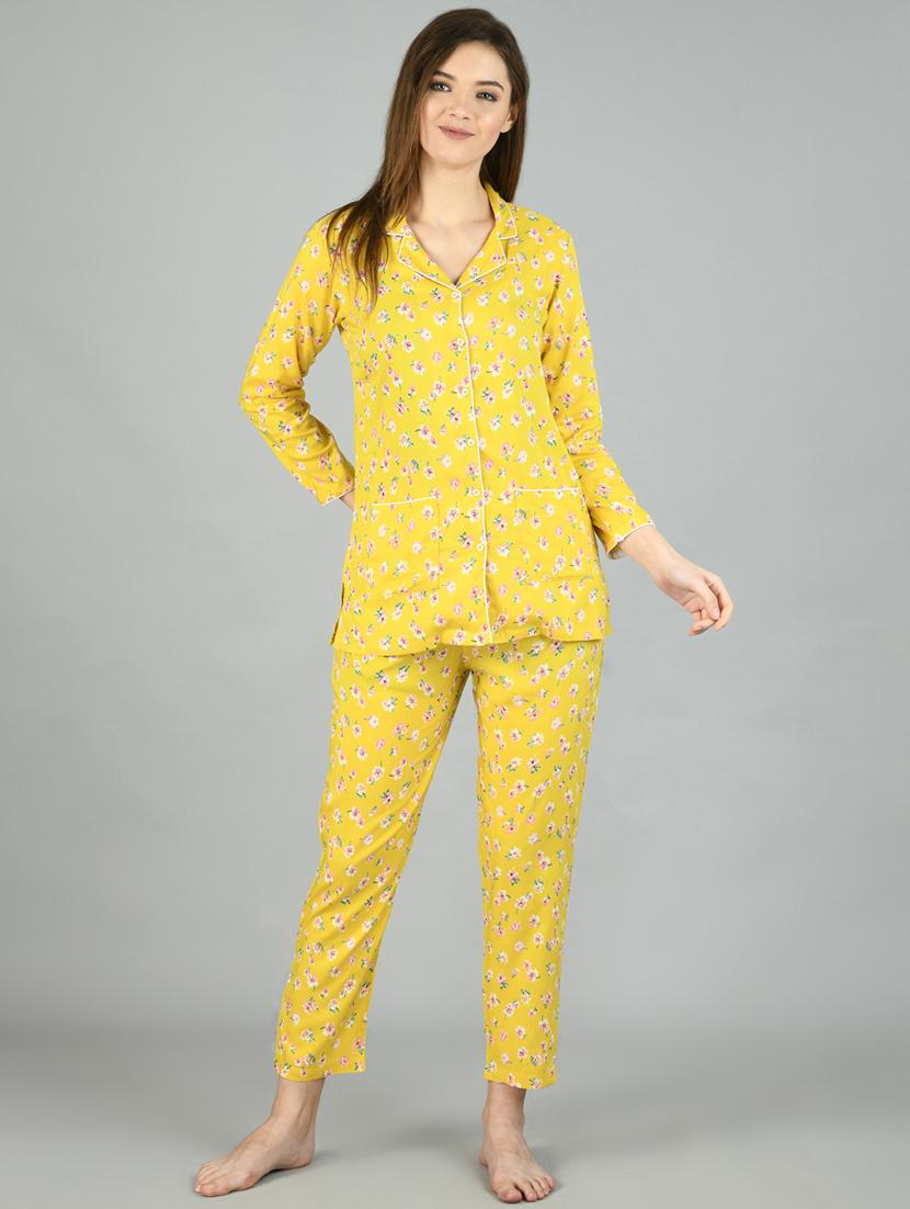 yellow printed nightwear set - 17568193 - Zoom Image - 1