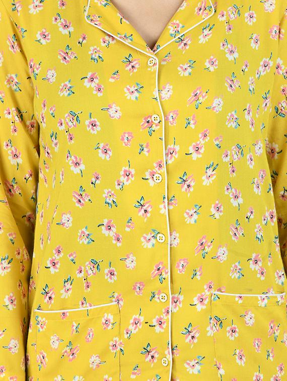 yellow printed nightwear set - 17568193 - Zoom Image - 4