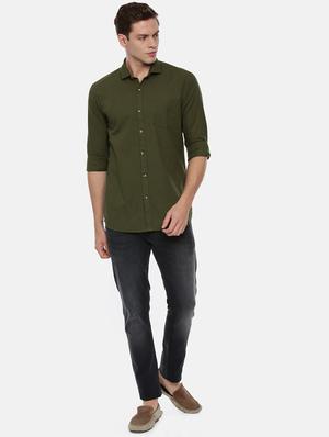olive green solid casual shirt - 17568603 - Standard Image - 4