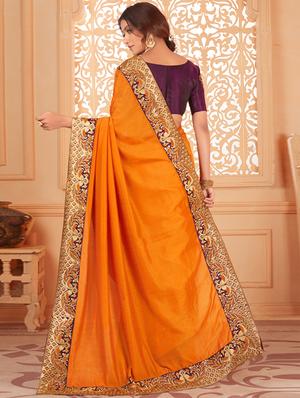 solid bordered saree with blouse - 17572984 - Standard Image - 2