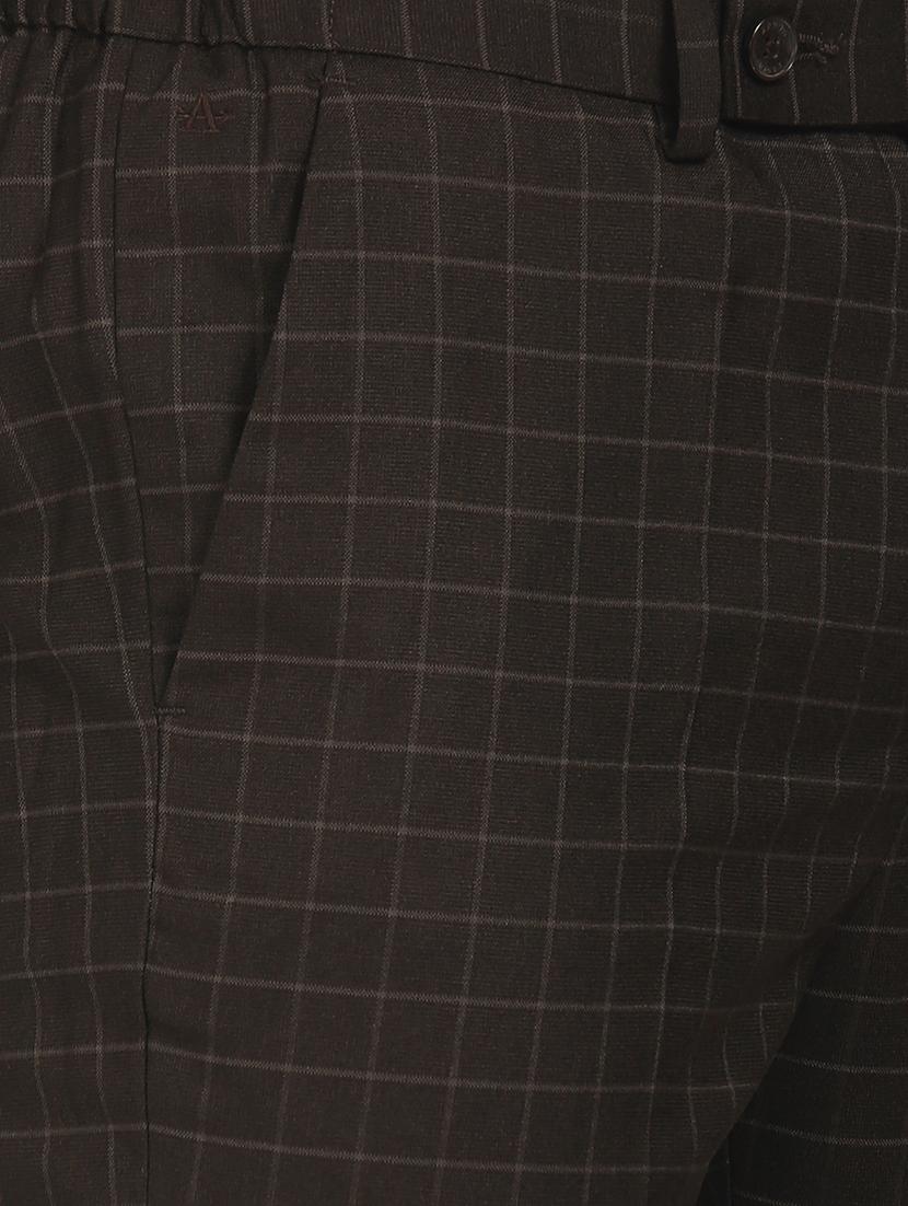brown checkered flat front formal trouser - 17573034 - Zoom Image - 5