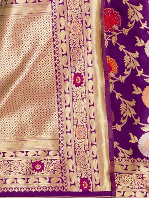 jacquard banarasi saree with blouse - 17573679 - Standard Image - 3