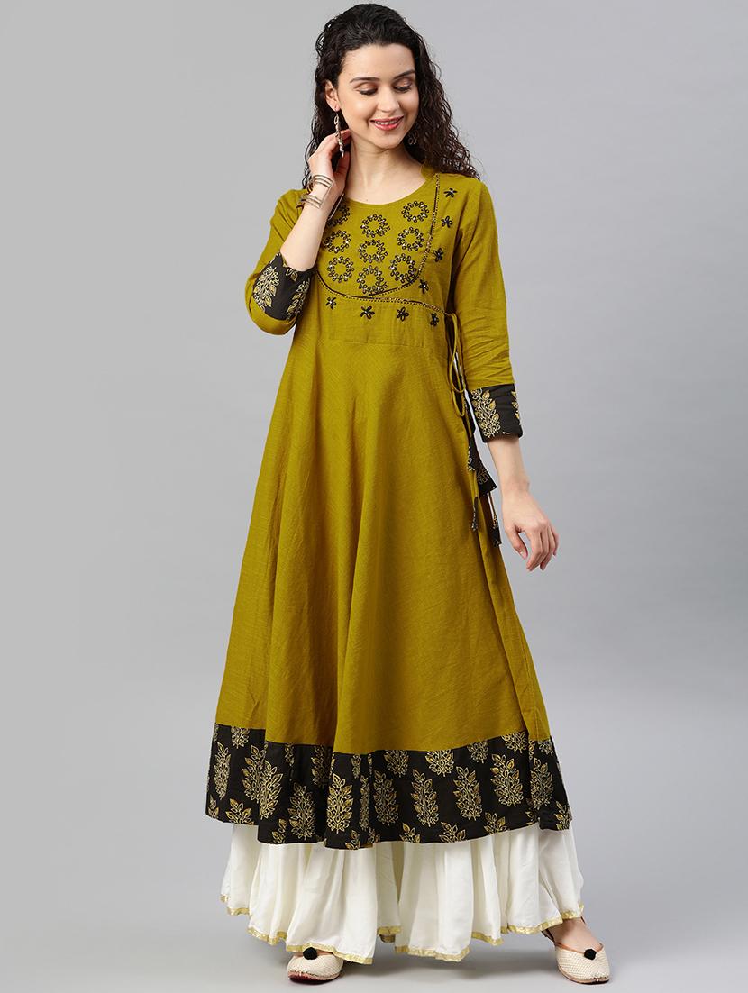 embroidered flared kurta - 17574180 - Zoom Image - 1