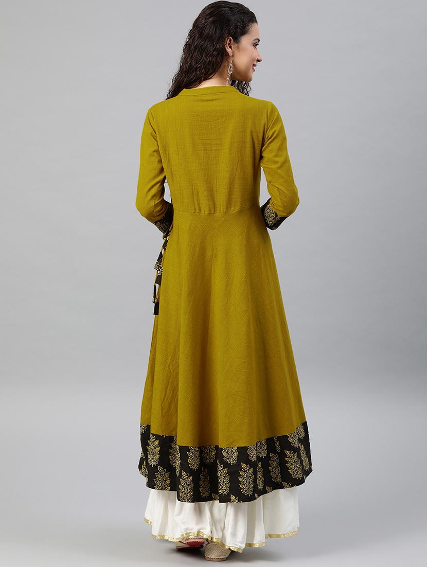 embroidered flared kurta - 17574180 - Zoom Image - 4