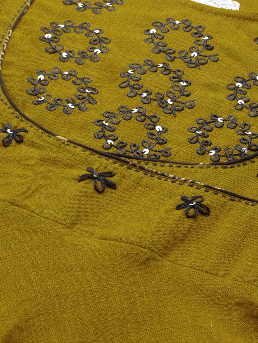 embroidered flared kurta - 17574180 - Zoom Image - 5