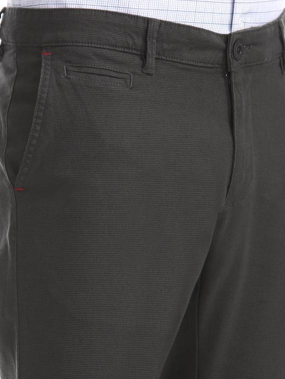 black solid chinos - 17574635 - Zoom Image - 5