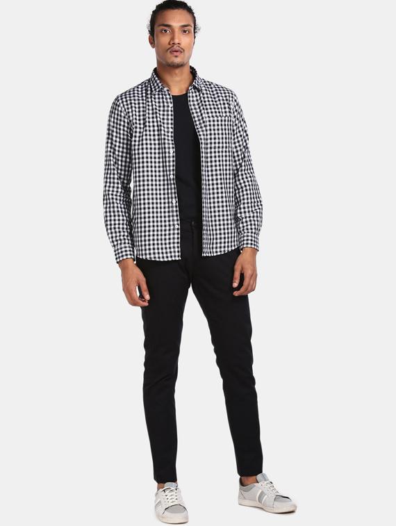 black solid chinos - 17574847 - Zoom Image - 4