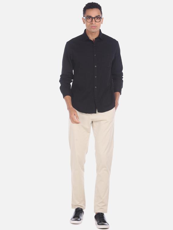 beige solid chinos casual trouser - 17574866 - Zoom Image - 4