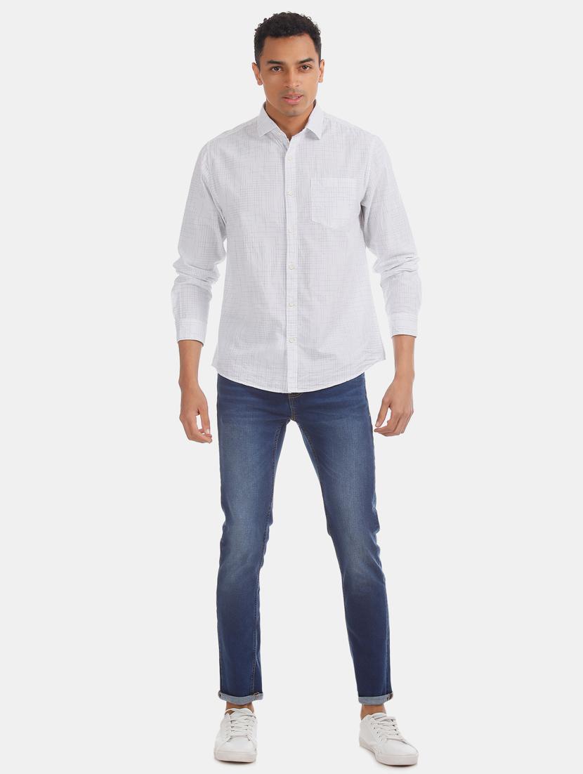 blue light washed denim jeans - 17575325 - Zoom Image - 4
