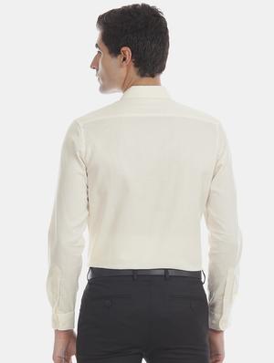 yellow solid formal shirt - 17575804 - Standard Image - 4