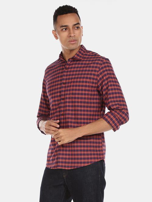 red checkered casual shirt - 17576576 - Very Small Image - 1