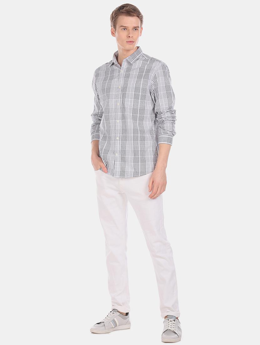 white checkered casual shirt - 17576770 - Zoom Image - 4