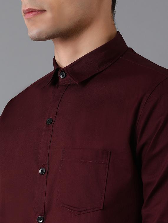 maroon solid casual shirt - 17578133 - Zoom Image - 4