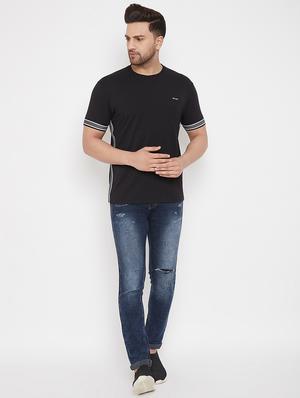 black solid t-shirt - 17578872 - Standard Image - 4