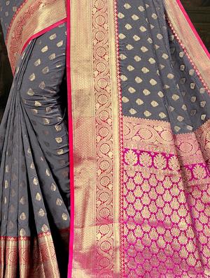 jacquard work bordered saree with blouse - 17579686 - Standard Image - 2