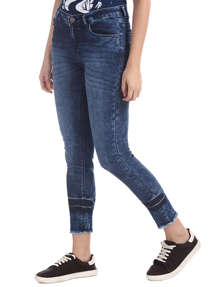 mid rise acid washed jeans - 17580222 - Zoom Image - 2