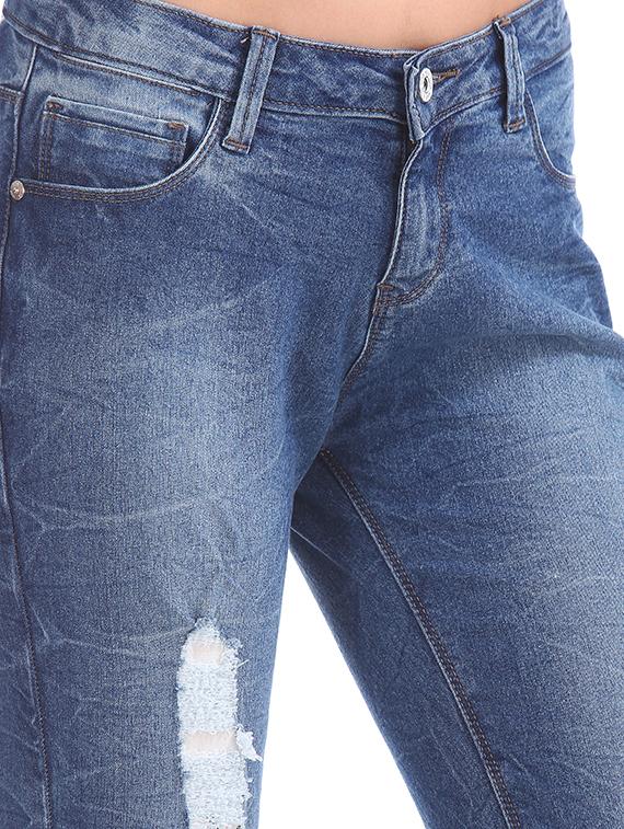 mid rise distressed jeans - 17580396 - Zoom Image - 5