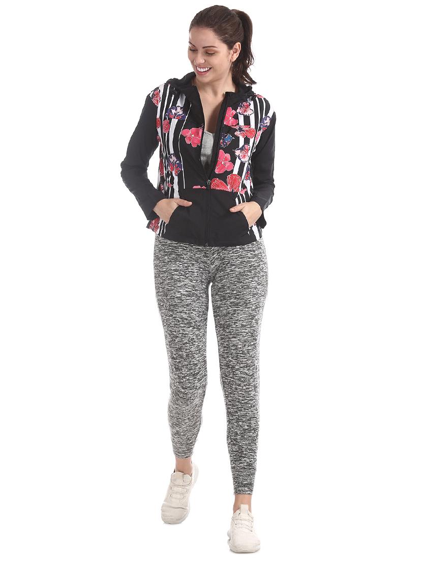 black polyester regular sweatshirt - 17580942 - Zoom Image - 4