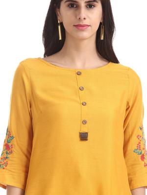 round neck asymmetric tunic - 17581039 - Standard Image - 4