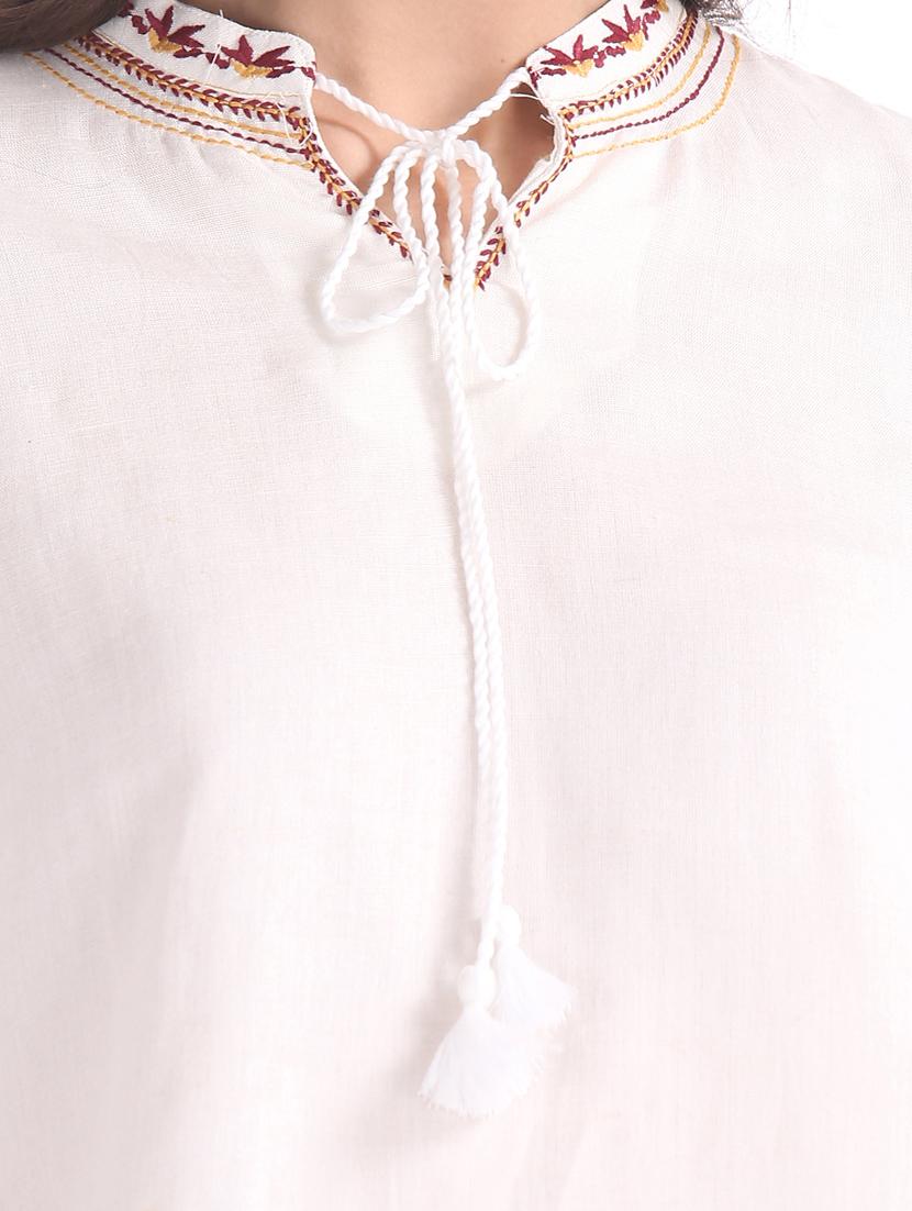 tie up neck embroidered detail top - 17581550 - Zoom Image - 5
