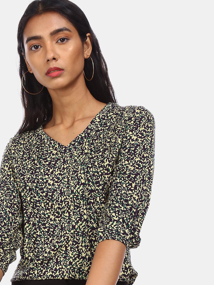 v neck printed top - 17581681 - Zoom Image - 5