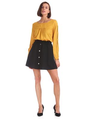 gather detail solid top - 17581727 - Standard Image - 4