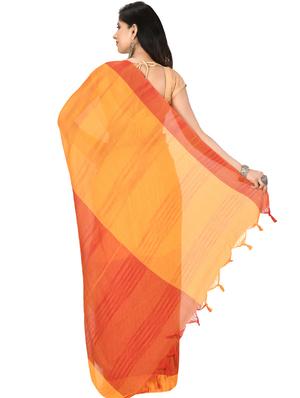 striped tant saree with blouse - 17582862 - Standard Image - 2