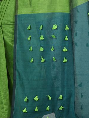 solid tant saree with blouse - 17582864 - Standard Image - 3