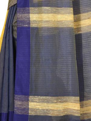 striped tant saree with blouse - 17582865 - Standard Image - 3