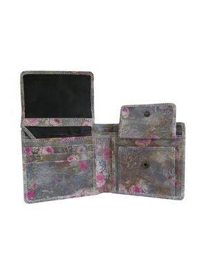 grey leather wallet - 17583277 - Standard Image - 3