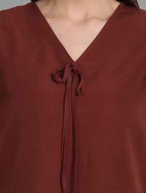brown crepe crop top - 17583625 - Standard Image - 5