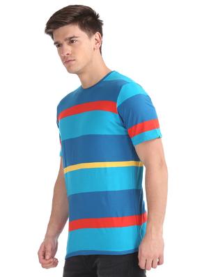 blue striped t-shirt - 17584291 - Standard Image - 2