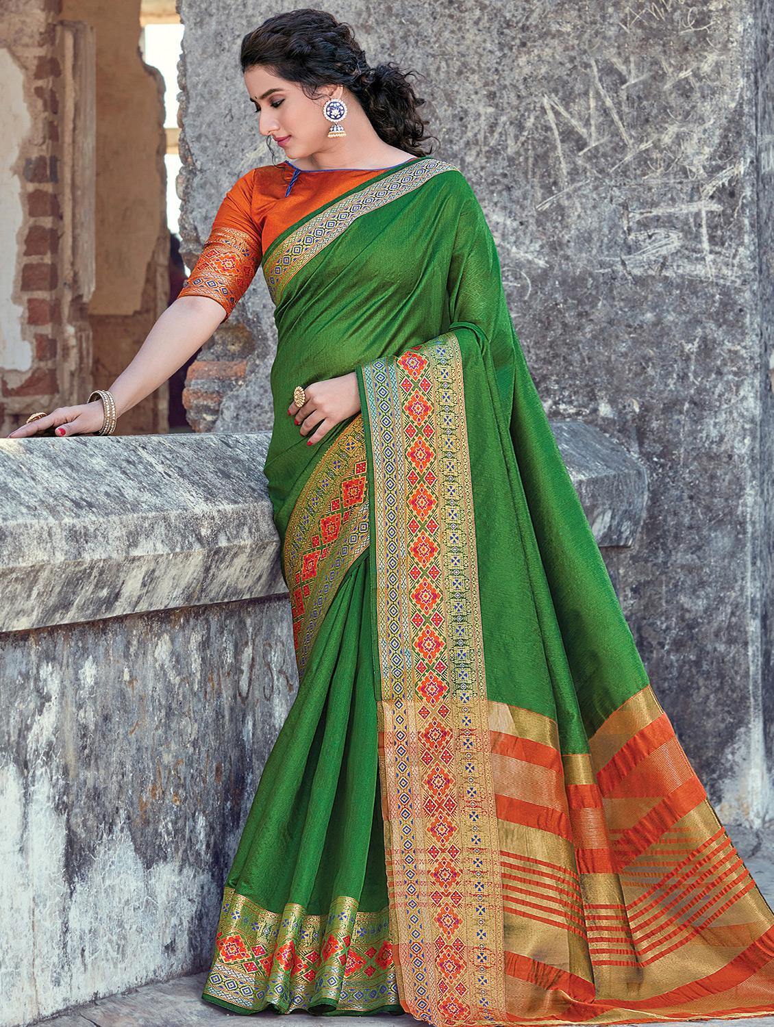 solid bordered woven saree with blouse - 17585265 - Zoom Image - 1