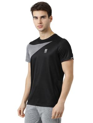 black color block t-shirt - 17585626 - Standard Image - 2