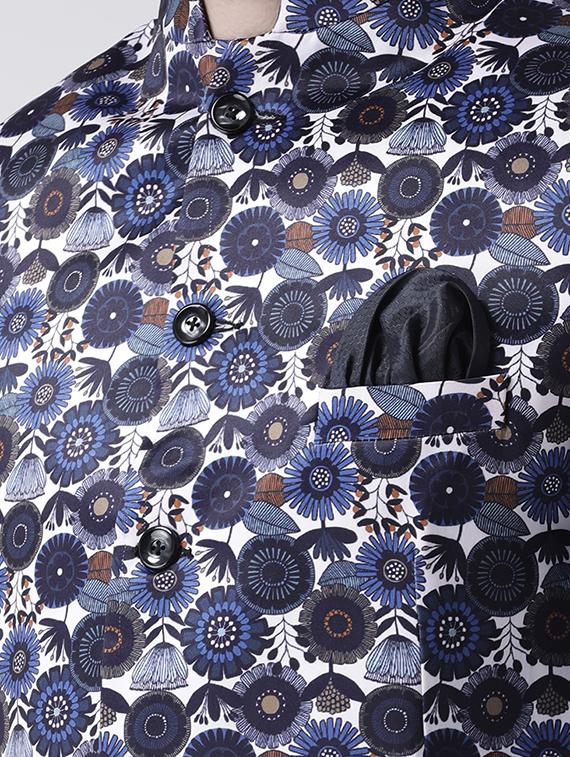 white solid dhoti kurta set with printed bandhgala jacket - 17585720 - Zoom Image - 4