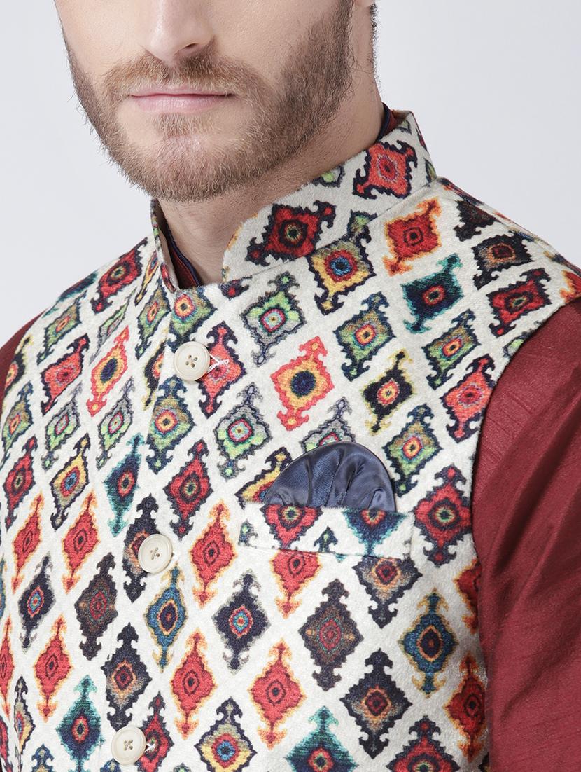 maroon solid kurta pyjama set with off white printed nehru jacket - 17585935 - Zoom Image - 4